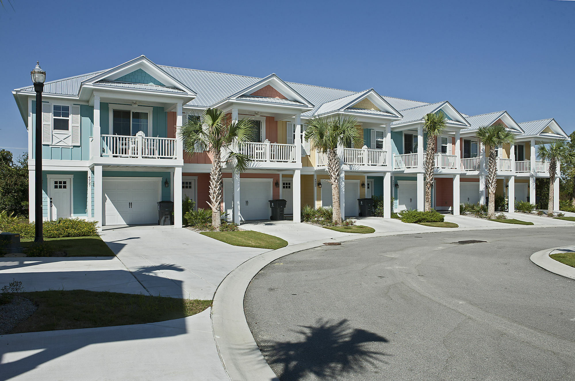 Resort The At North &